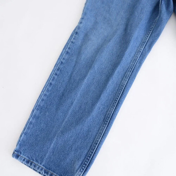 L.L. Bean Classic Fit Blue Mid-wash 100% Cotton Straight Leg Denim Jeans 40X29 - Picture 4 of 12